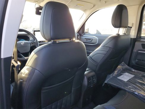 New 2025 Ford Bronco Sport Outer Banks image 28