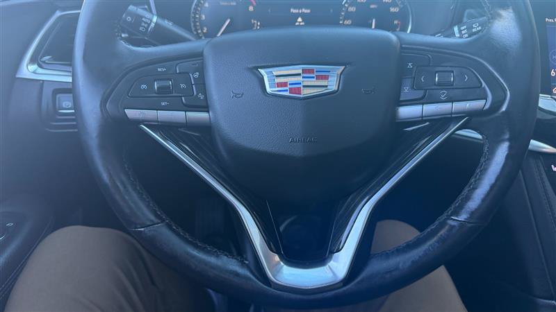 Used 2022 Cadillac XT6 Premium Luxury AWD/4WD image 33