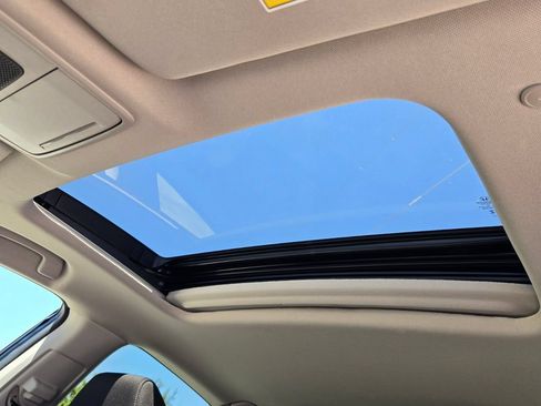 Used 2023 Honda Accord EX image 19