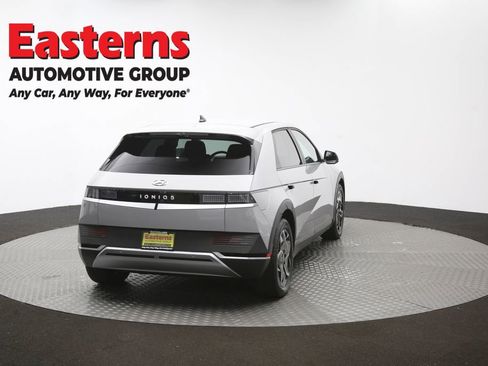 Used 2024 Hyundai Ioniq 5 SE RWD image 40