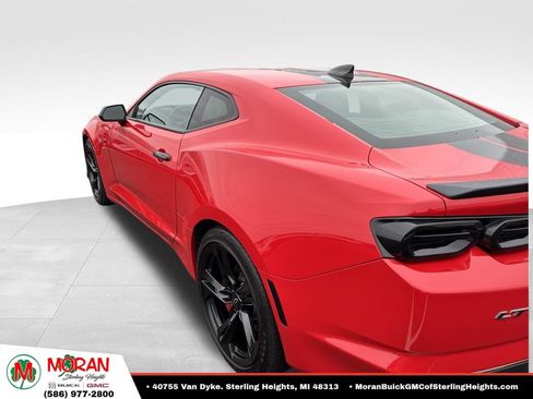 Used 2021 Chevrolet Camaro LT w/ Technology Package RWD image 9