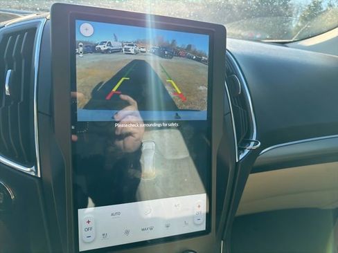 Certified 2022 Ford Edge Titanium w/ Equipment Group 301A image 25