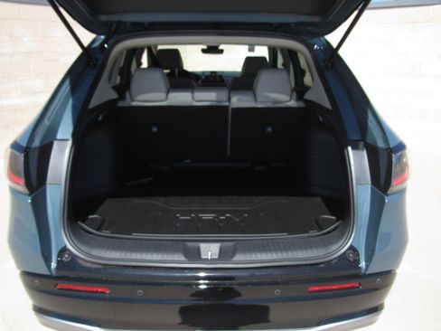 New 2026 Honda HR-V EX-L image 11