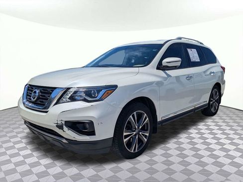 Used 2017 Nissan Pathfinder Platinum FWD image 7