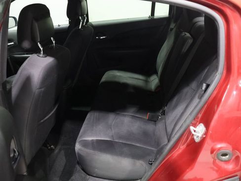 Used 2014 Chrysler 200 LX image 17