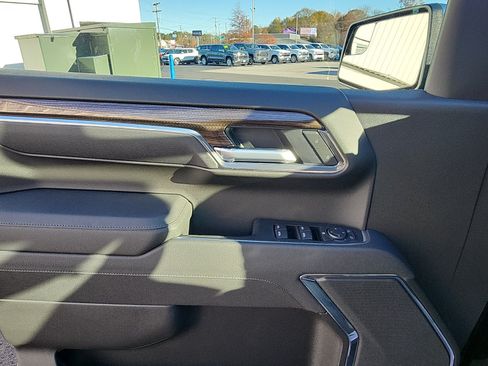 New 2026 Chevrolet Silverado 1500 LT w/ LPO, Liner Protection Package AWD/4WD image 18