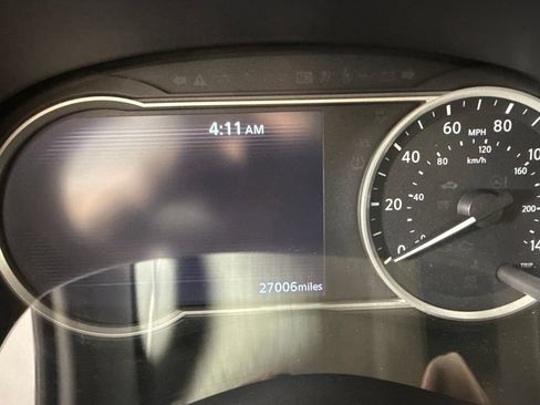 Used 2020 Nissan Kicks SR w/ SR Premium Package FWD image 15