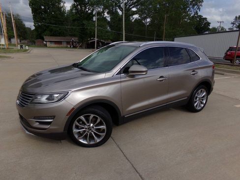 Used 2018 Lincoln MKC Select w/ Select Plus Package FWD image 7