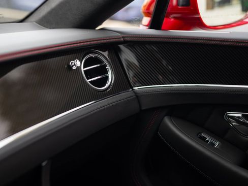 Used 2024 Bentley Continental GT image 48