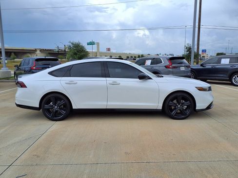 Used 2026 Honda Accord Sport image 8