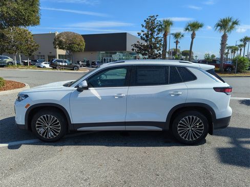 New 2026 Volkswagen Tiguan S image 9