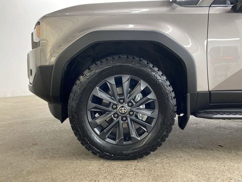 Used 2025 Toyota Land Cruiser w/ Premium Package image 12