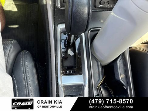 Used 2022 Subaru Ascent Limited w/ Technology Package AWD/4WD image 18