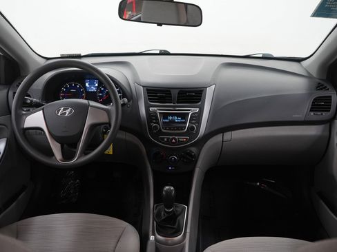 Used 2016 Hyundai Accent SE FWD image 13