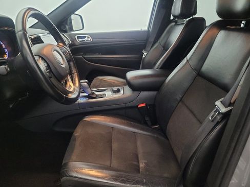 Used 2022 Jeep Grand Cherokee Laredo X AWD/4WD image 17