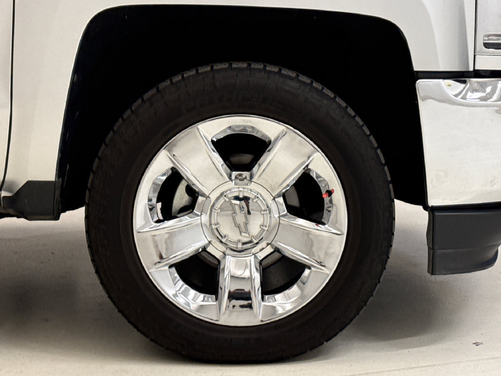 Used 2018 Chevrolet Silverado 1500 LTZ w/ Texas Edition AWD/4WD image 6