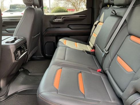 Used 2024 GMC Sierra 1500 AT4 w/ AT4 Premium Package image 15