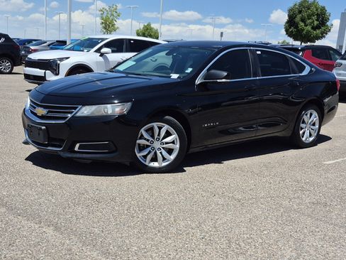 Used 2017 Chevrolet Impala LT FWD image 1