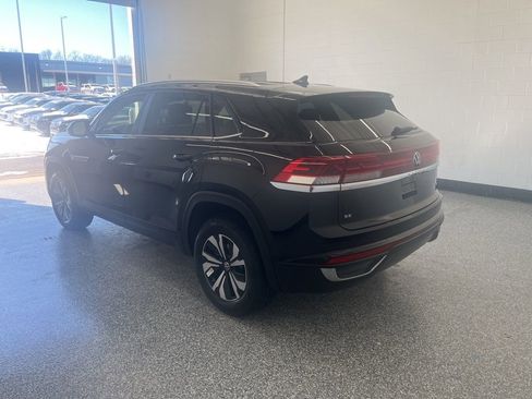 New 2026 Volkswagen Atlas Cross Sport SE AWD/4WD image 3