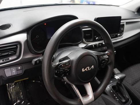Used 2022 Kia Rio S FWD image 11
