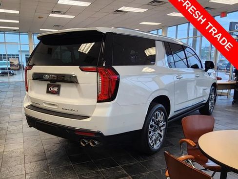 Used 2024 GMC Yukon XL Denali Ultimate AWD/4WD image 5
