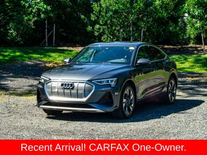 Used 2022 Audi e-tron Premium Plus w/ Premium Plus Package