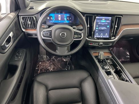 Used 2023 Volvo S60 B5 Plus w/ Climate Package AWD/4WD image 22