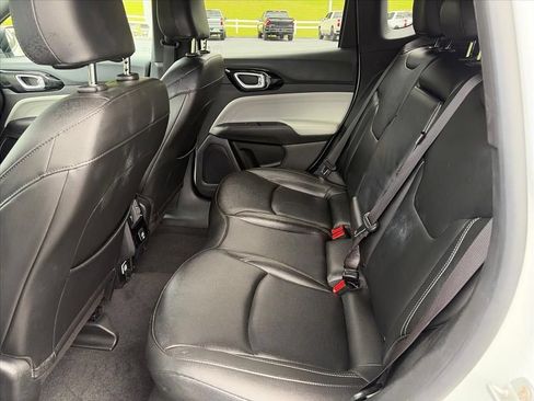 Used 2025 Jeep Compass Limited AWD/4WD image 27