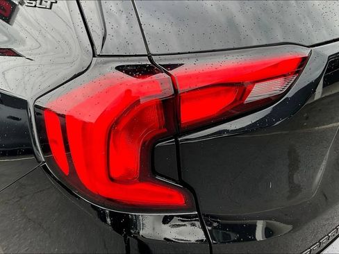 Used 2019 GMC Terrain SLT w/ Preferred Package FWD image 23