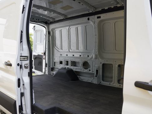 Used 2023 Ford Transit 250 Medium Roof AWD image 15