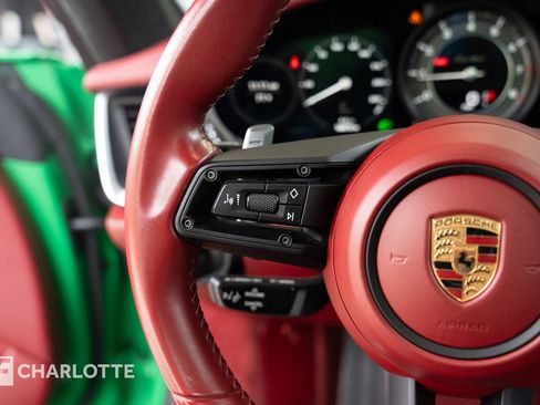 Used 2022 Porsche 911 Turbo image 27
