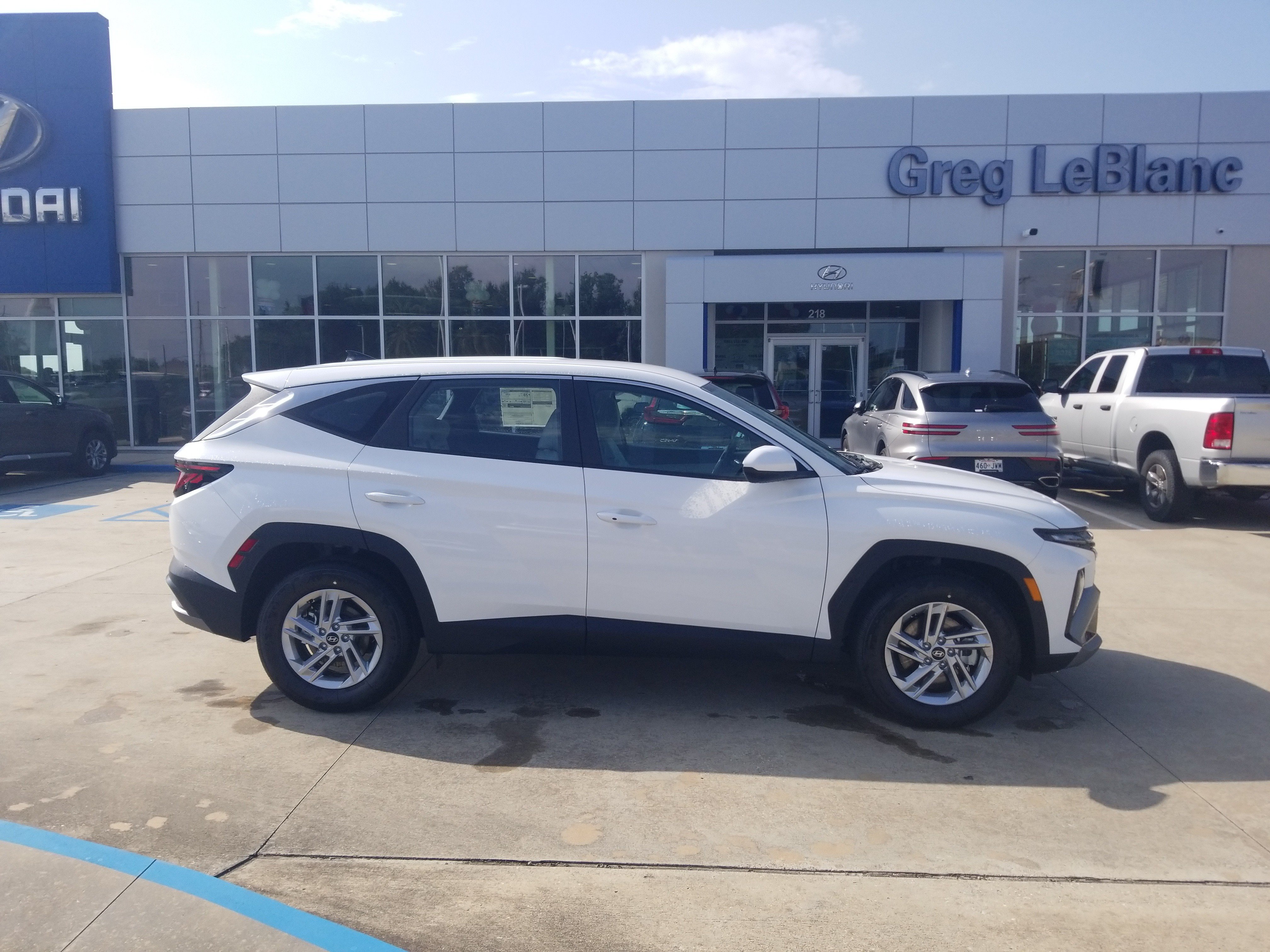 New 2026 Hyundai Tucson SE FWD image 8