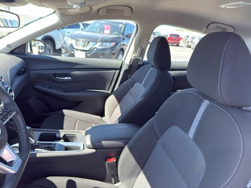 Certified 2025 Nissan Sentra SV w/ All-Weather Package FWD image 25