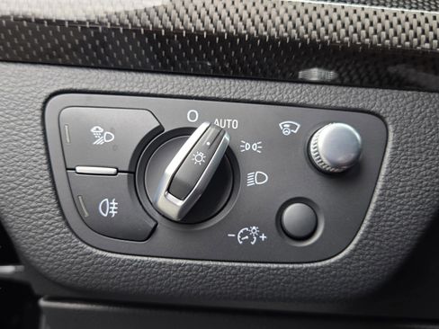 Used 2023 Audi SQ5 Prestige w/ Prestige Package image 33