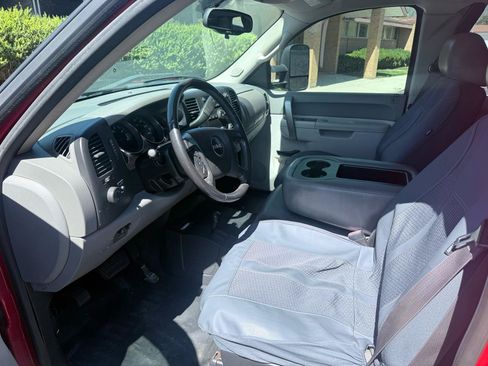 Used 2013 GMC Sierra 3500 W/T w/ Snow Plow Prep Package AWD/4WD image 9