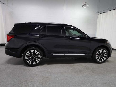 Used 2025 Ford Explorer Platinum w/ LUX Leather Package AWD/4WD image 10