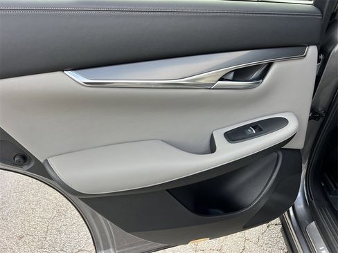Certified 2025 INFINITI QX50 Luxe image 18