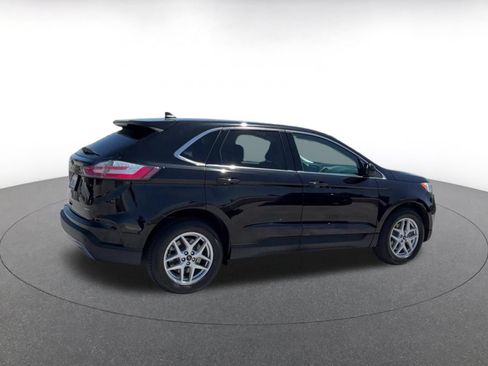 Used 2024 Ford Edge SEL AWD/4WD image 15
