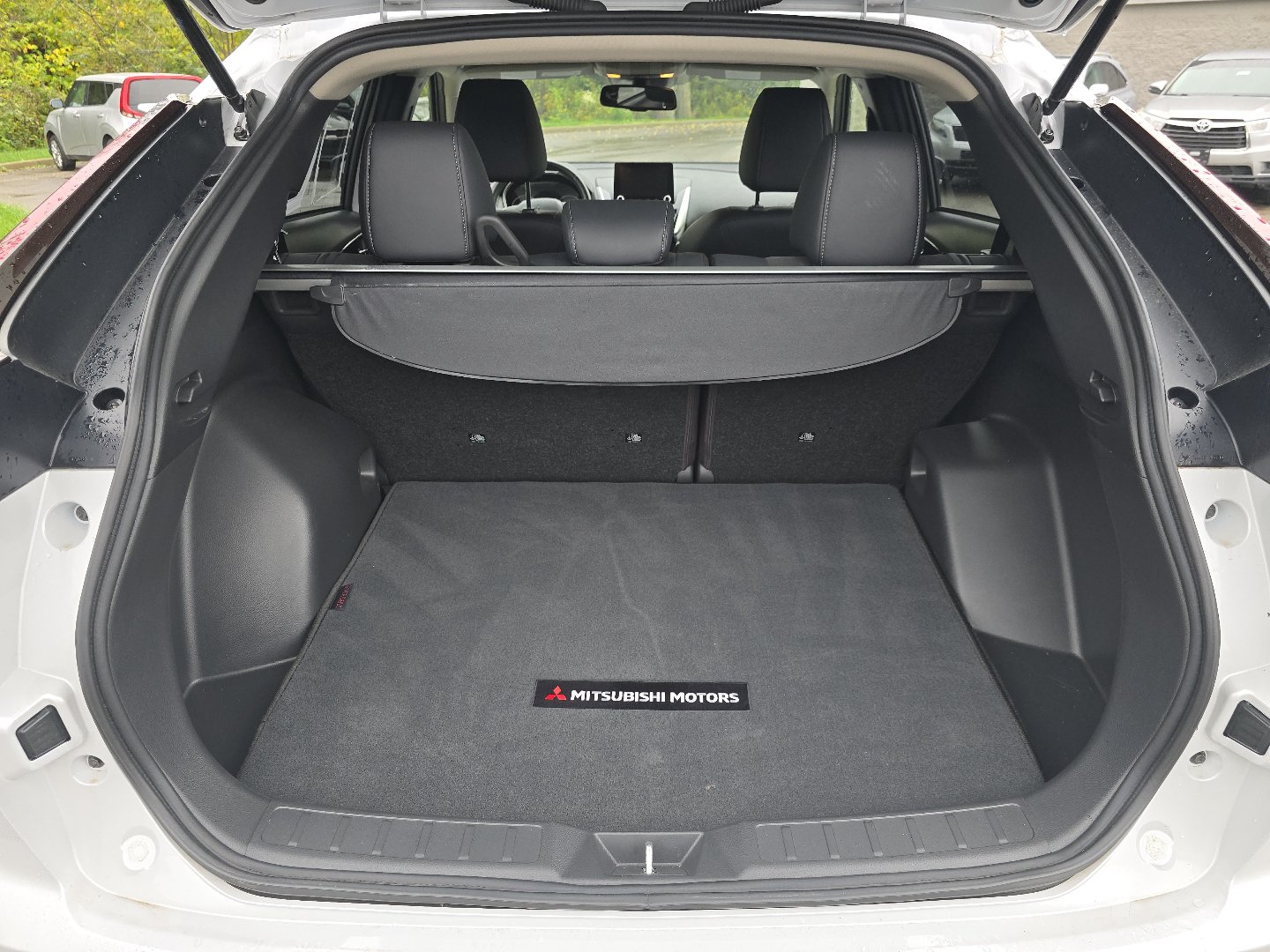 Used 2023 Mitsubishi Eclipse Cross SE AWD/4WD image 16