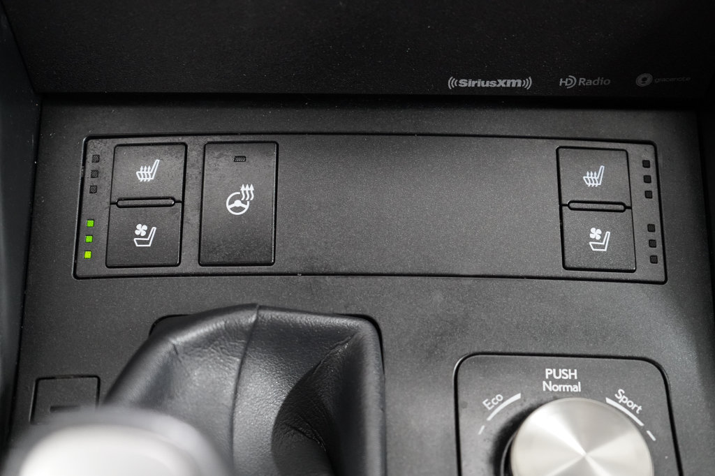 Used 2024 Lexus IS 300 AWD w/ Premium Package image 28