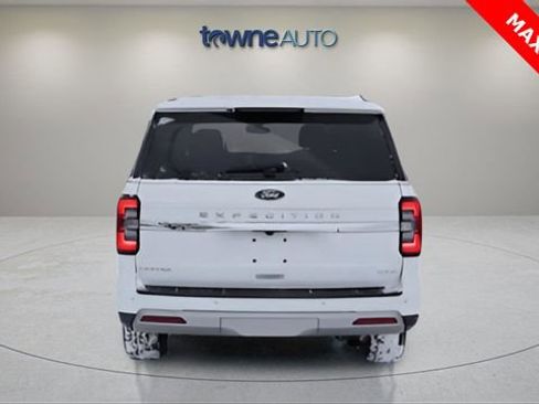 Used 2023 Ford Expedition Max Limited image 4