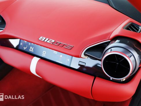 Used 2022 Ferrari 812 GTS RWD image 38