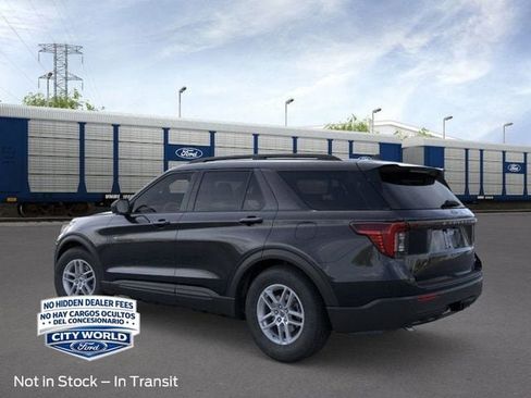 New 2026 Ford Explorer Active AWD/4WD image 4