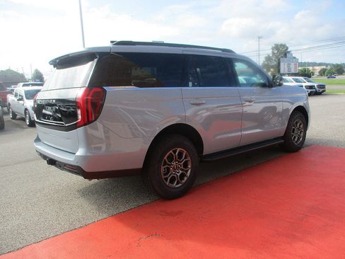 New 2027 Ford Expedition Active AWD/4WD image 21