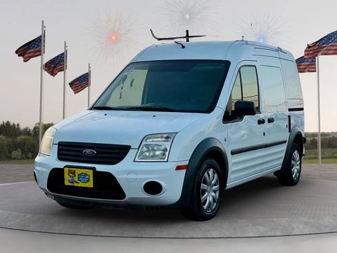 Used 2013 Ford Transit Connect XLT image 3