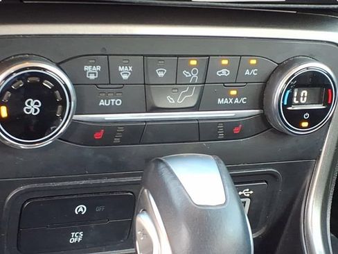 Used 2020 Ford EcoSport SE w/ SE Convenience Package FWD image 16