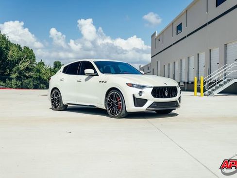Used 2019 Maserati Levante Trofeo AWD/4WD image 64