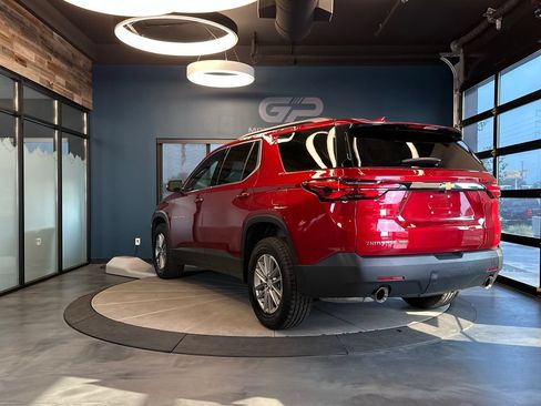 Used 2023 Chevrolet Traverse LT AWD/4WD image 5