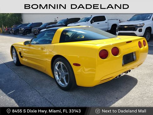 Used 2003 Chevrolet Corvette Base w/ Preferred Equipment Group image 4