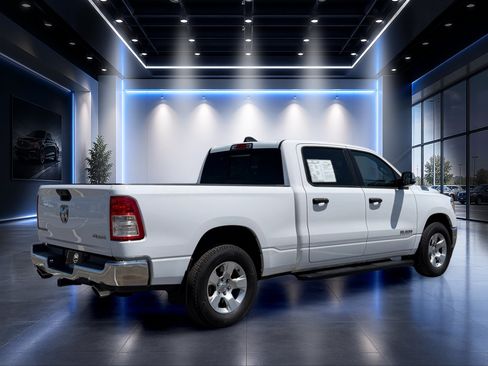 Used 2023 RAM 1500 Big Horn AWD/4WD image 4